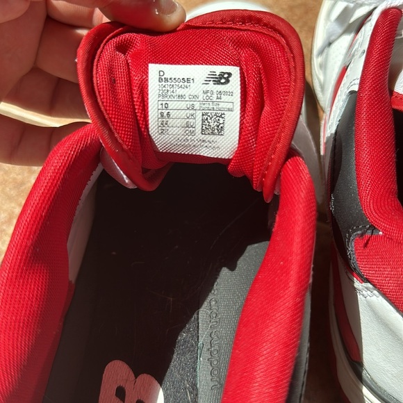 New balance 550’s barely worn-great condition sneakers - Picture 2 of 4